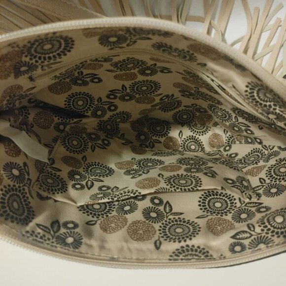Heritage West Fringe Crossbody Bag Beige Faux Leather NWT 11” x 8.5” - Picture 3 of 3